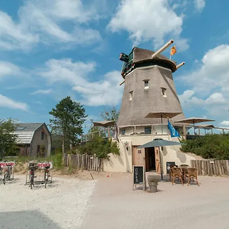 Nyaraló Beautiful New With Hot Tub Egmond aan den Hoef