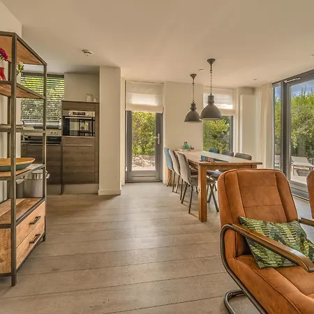 Beautiful With Terrace *